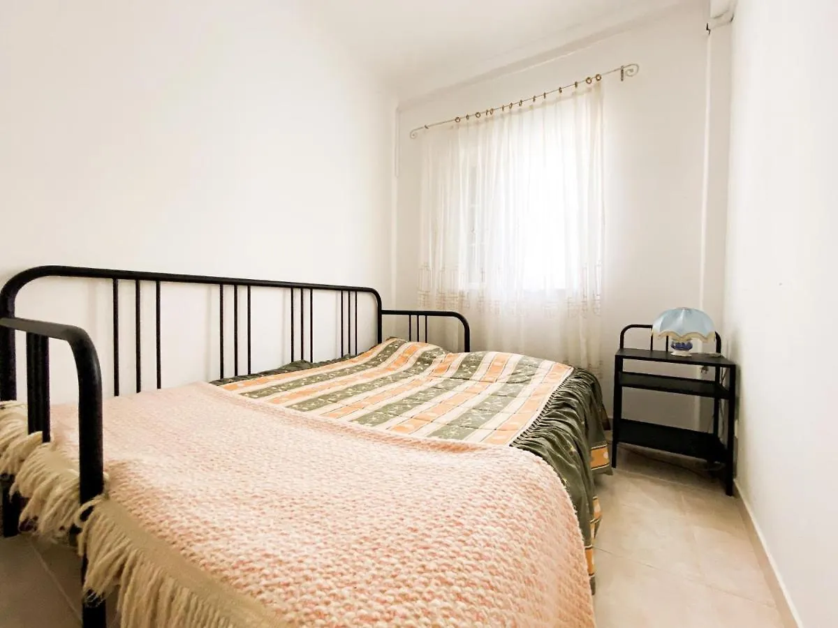 Apartment Simple Beach Lovers' Retreat In Espiche #1888