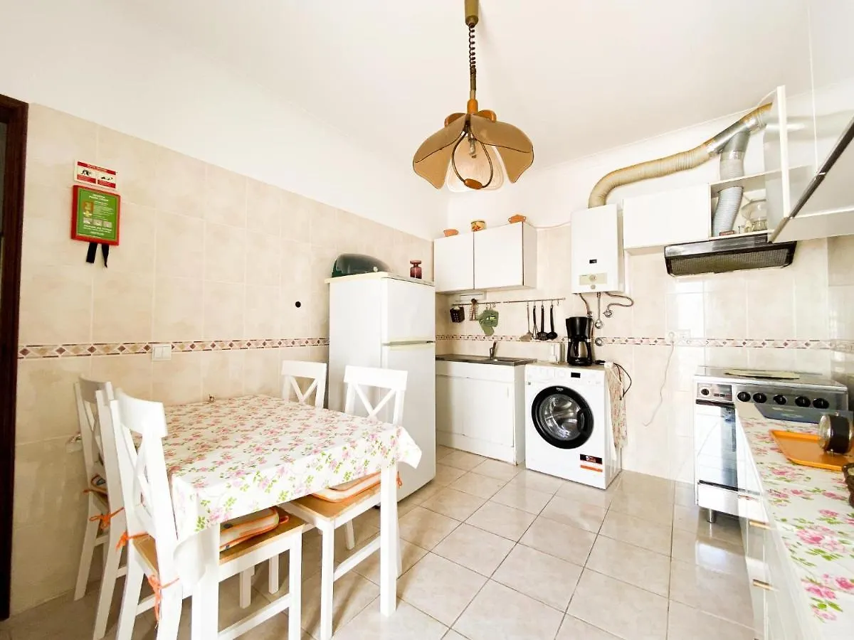 Simple Beach Lovers' Retreat In Espiche #1888 Apartment